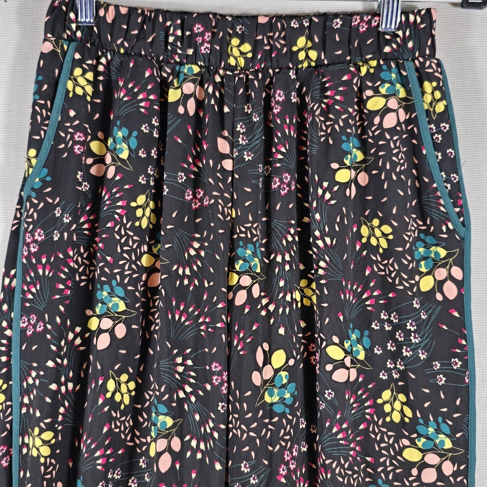 Lulus Women's Size M Bkack Floral Bloom Print Satin Straight -Leg Pants - Picture 6 of 10